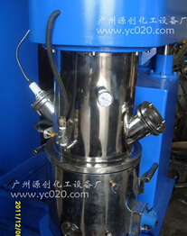 電動(dòng)真空立式攪拌機(jī)實(shí)現(xiàn)配合之間的“零間隙”